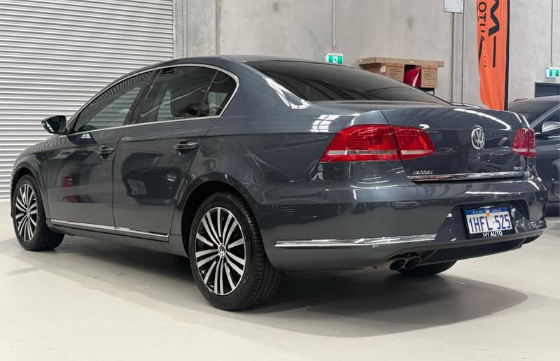 2015 Volkswagen PASSAT 130 TDI HIGHLINE 3C MY15 photo 5