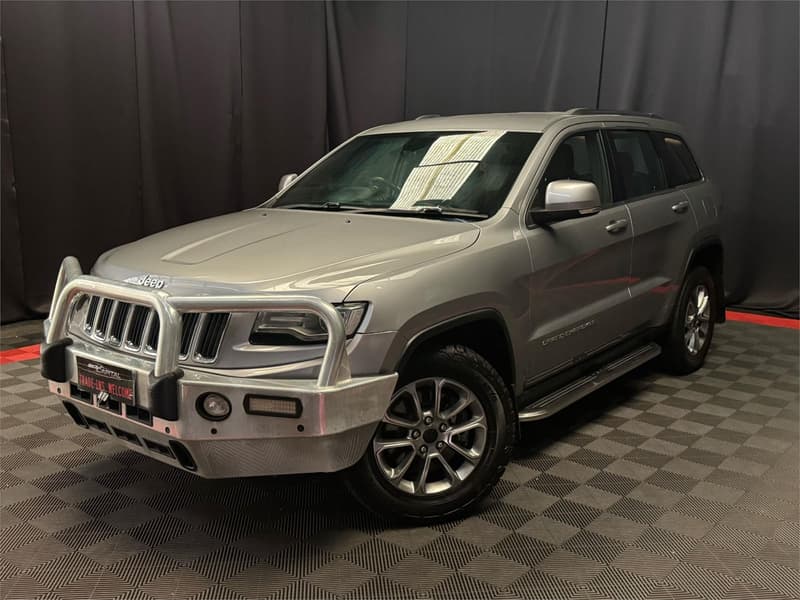 2013 Jeep GRAND CHEROKEE LAREDO (4x4) WK MY14 photo 4