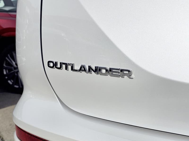 2023 Mitsubishi Outlander Exceed Tourer ZM Auto AWD MY23 photo 3