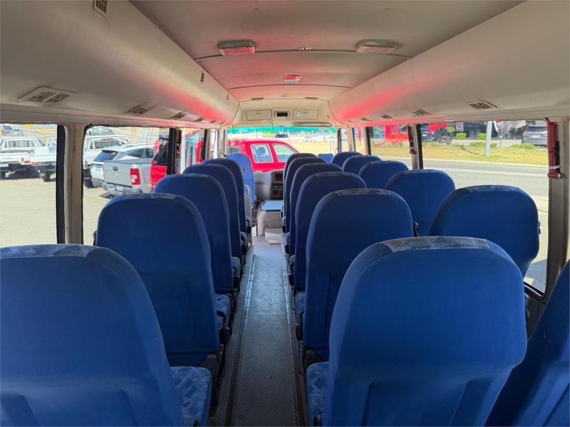 2019 Mitsubishi ROSA BUS BE64 photo 3