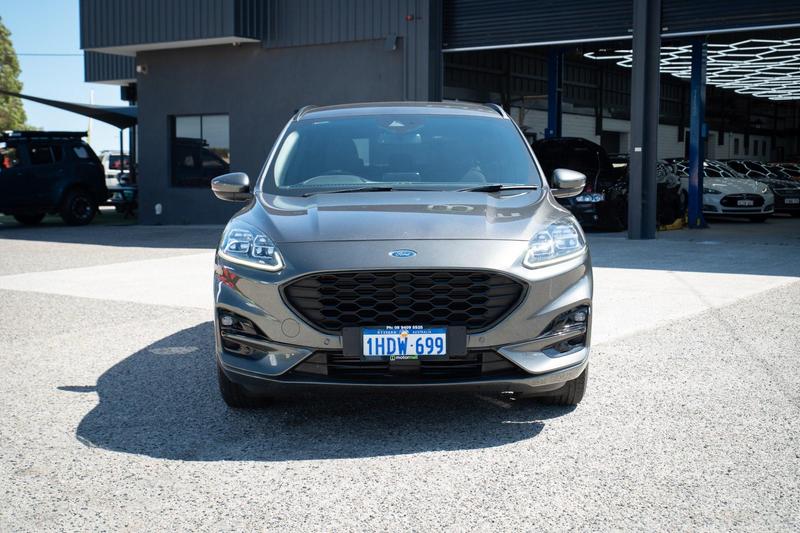 2020 Ford Escape ST-Line ZG photo 4