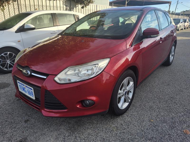 2014 Ford FOCUS TREND photo 3