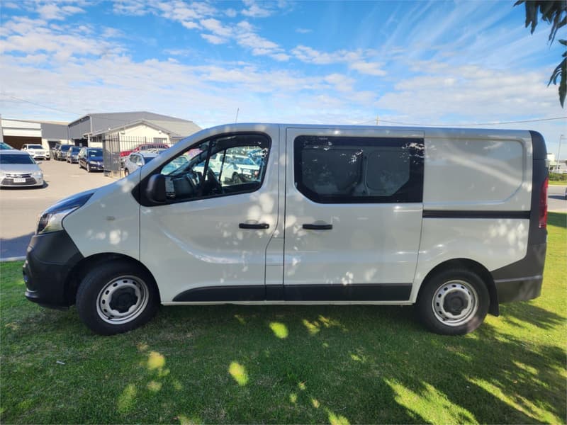 2021 Mitsubishi Express GLX SWB (MULTIMEDIA/NAVI) SN MY22 photo 5