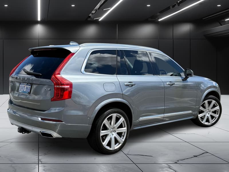 2019 Volvo XC90 T6 Inscription photo 4