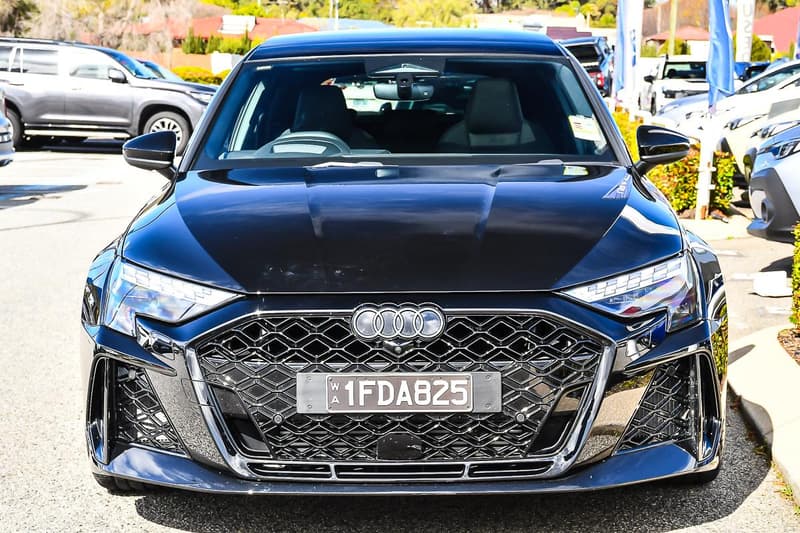 2025 Audi RS3 GY photo 3