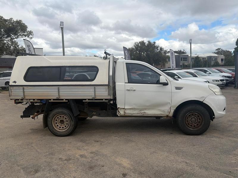 2015 Foton Tunland P201 4X4 photo 3