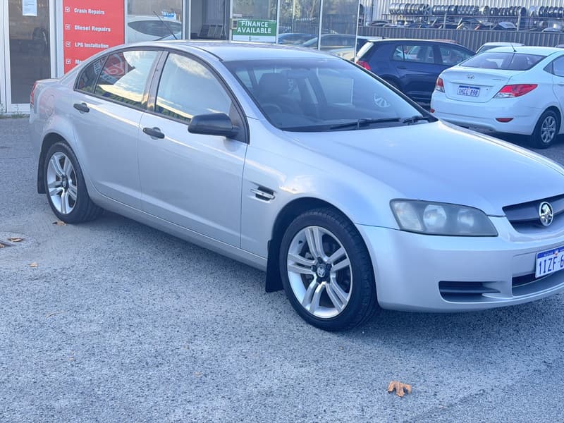 2007 Holden COMMODORE OMEGA photo 3