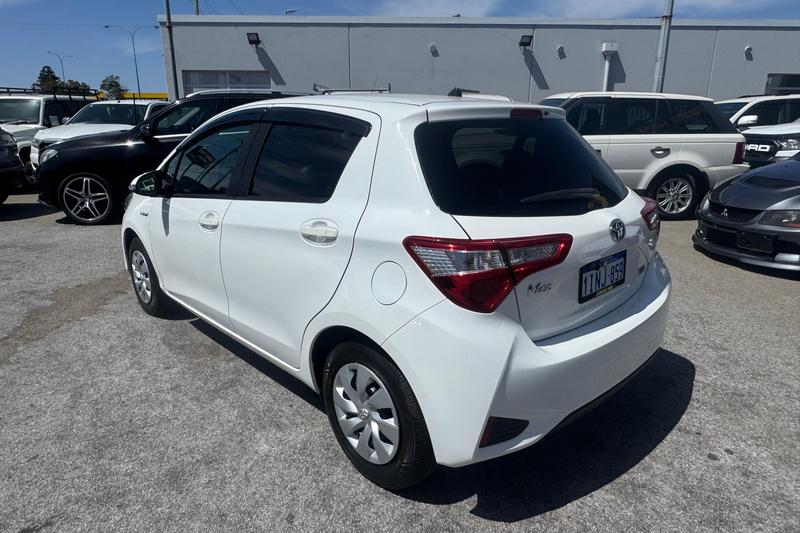 2019 Toyota VITZ OTHER photo 4