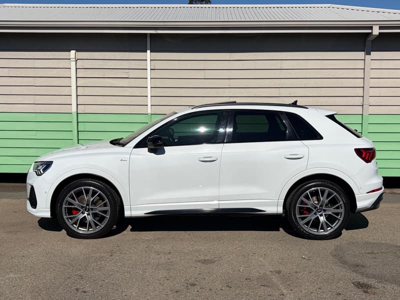 2020 Audi Q3 40 TFSI S line F3 photo 4