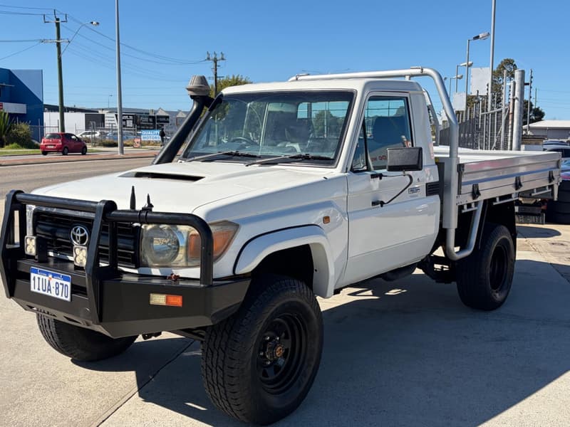 2011 Toyota Landcruiser Workmate VDJ79R 4X4 photo 3