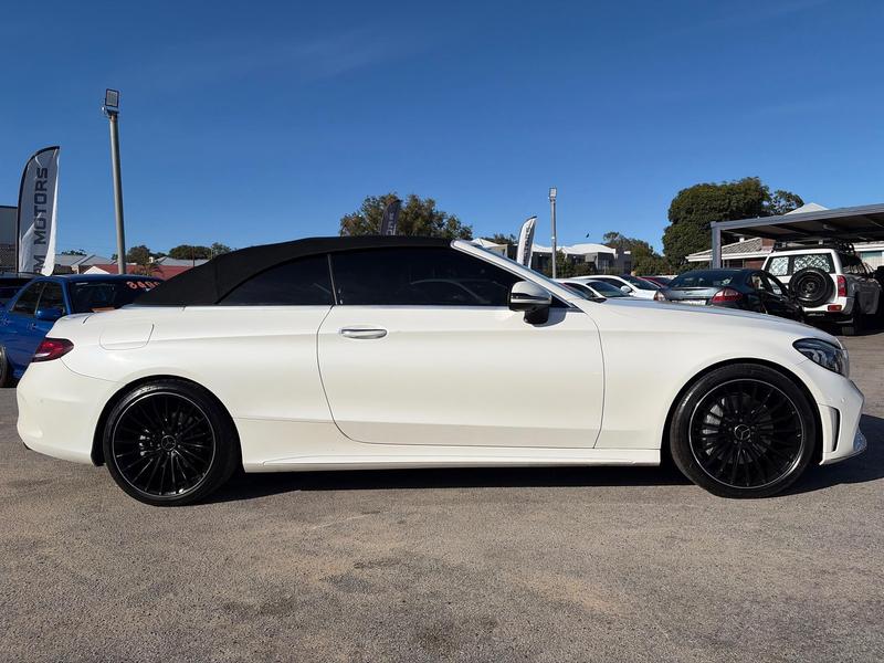 2018 Mercedes-Benz C300 205 MY18 photo 3