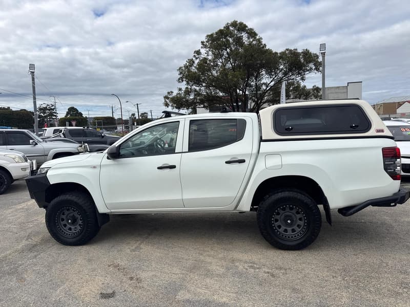 2016 Ford Ranger Wildtrak PX MkII 4X4 3.2L photo 5