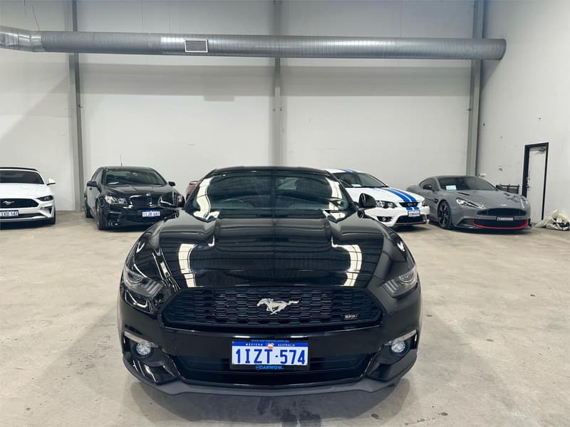 2015 Ford Mustang FM photo 3