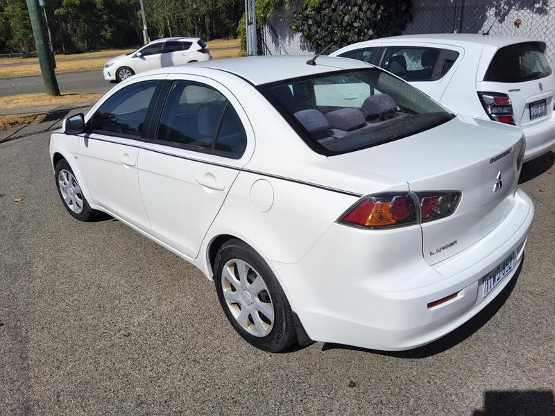 2013 Mitsubishi LANCER ES  *3-5 YEARS WARRANTY* photo 4
