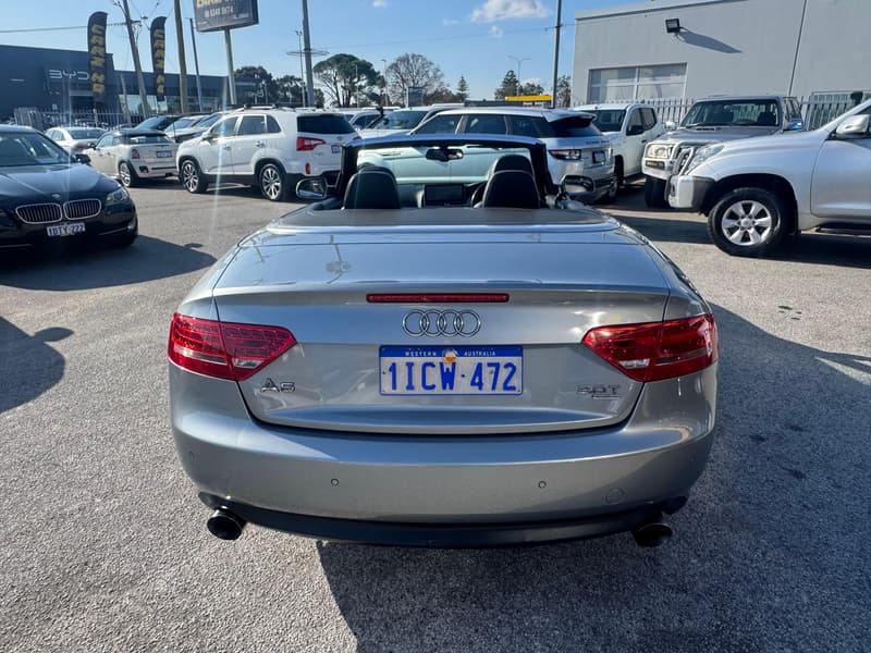 2010 Audi A5 8T photo 4
