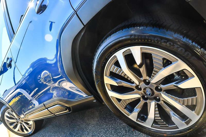 2025 Subaru Forester Hybrid Touring S6 photo 4