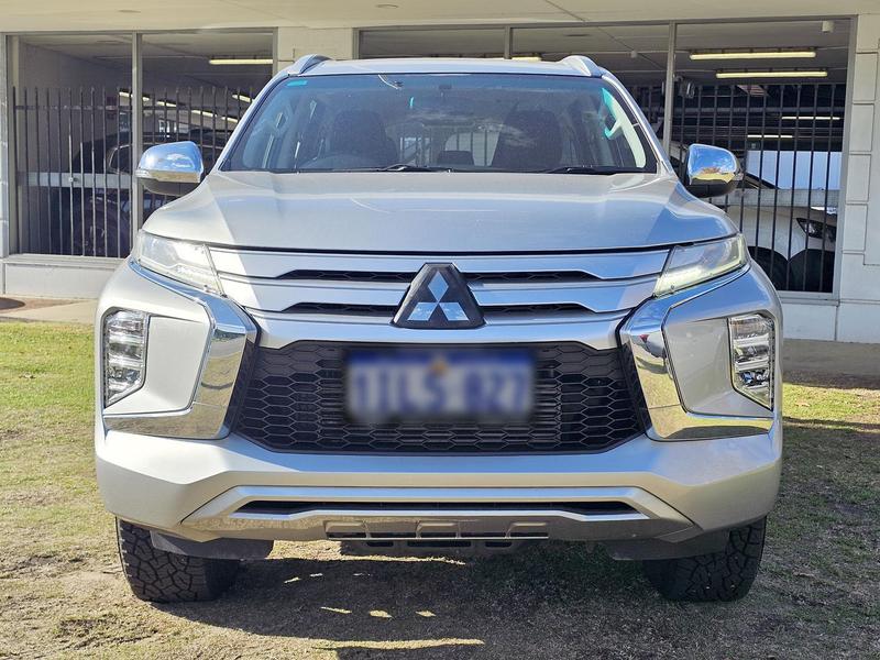 2021 Mitsubishi Pajero Sport GLX QF Auto 4x4 MY22 photo 2