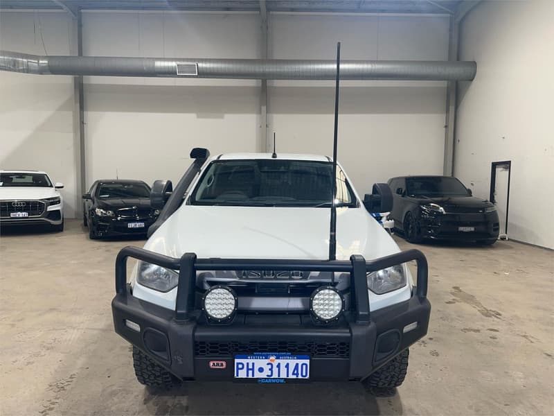 2020 Isuzu D-MAX SX 4X4 photo 2