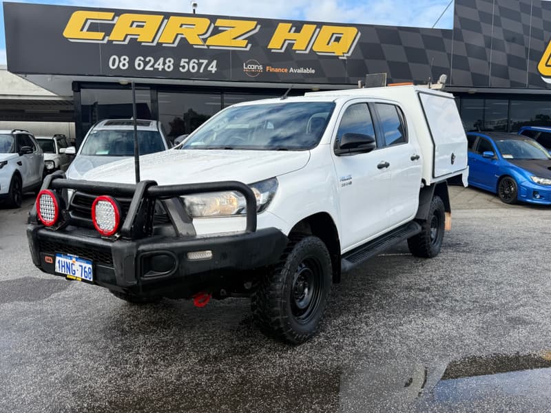 2021 Toyota HILUX SR (4x4) photo 5