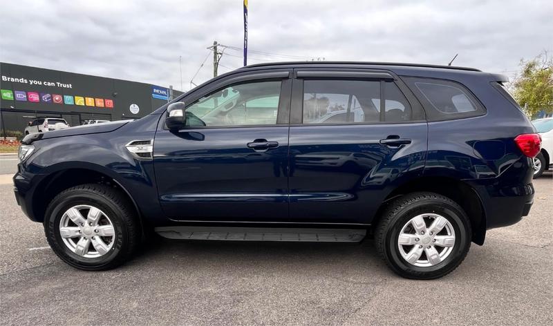 2022 Ford Everest Ambiente UA II 3.2L photo 4
