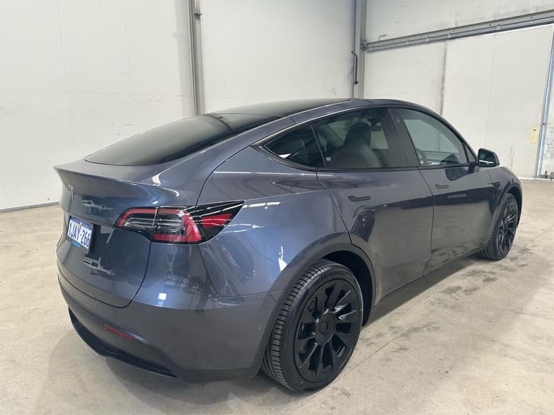 2022 Tesla Model Y Rear-Wheel Drive MY22 photo 5