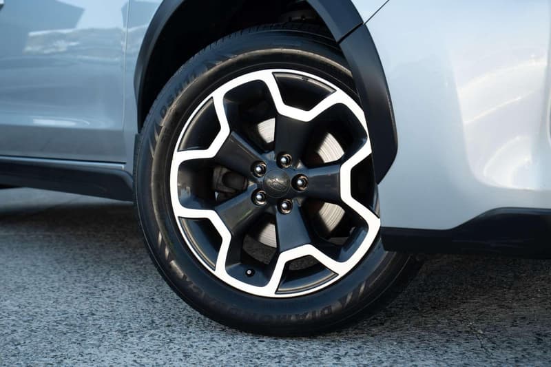 2012 Subaru XV 2.0i-L G4X photo 2