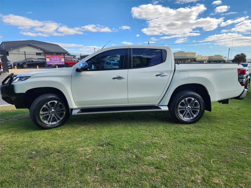 2021 Mitsubishi Triton GLS MR 4X4 photo 5
