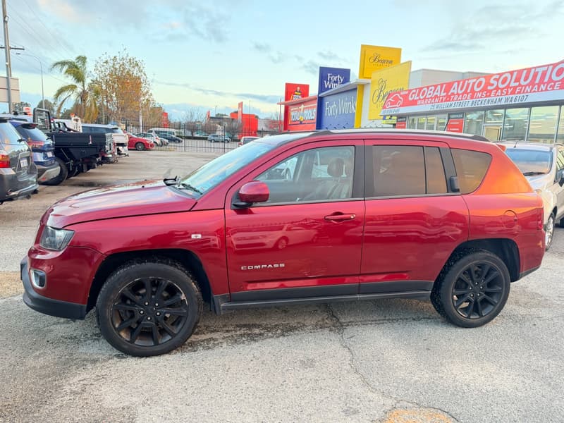 2014 Jeep COMPASS LIMITED (4x4) photo 5