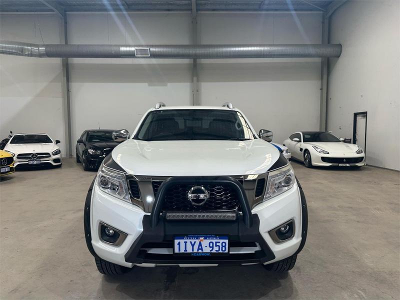 2017 Nissan Navara ST-X N-SPORT Black Edition D23 Series 2 4X4 photo 2