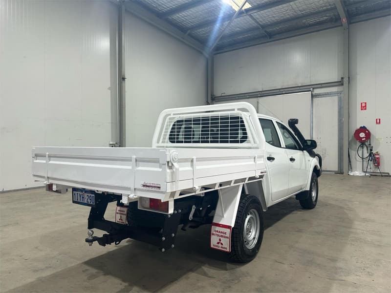 2017 Mitsubishi Triton GLX MQ 4X4 photo 5