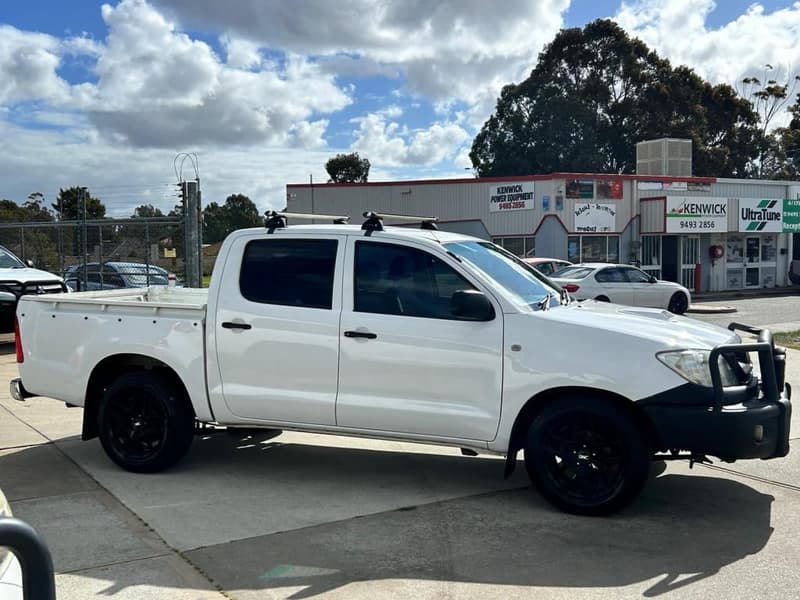 2010 Toyota Hilux SR KUN16R Rear Wheel Drive photo 5