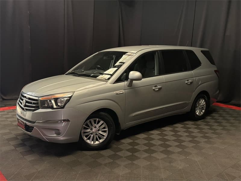 2016 Ssangyong Stavic A100 MY13 photo 2