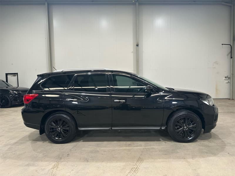 2020 Nissan Pathfinder ST-L R52 Series III photo 4