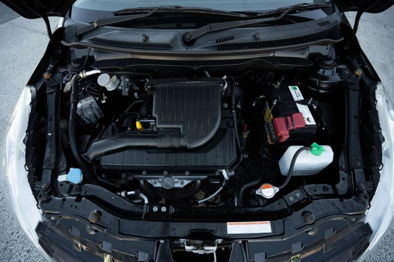 2013 Suzuki Swift GL FZ photo 4