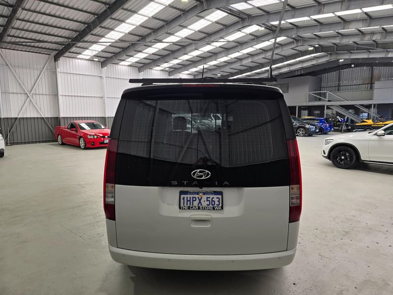 2022 Hyundai STARIA LOAD US4.V1 photo 3
