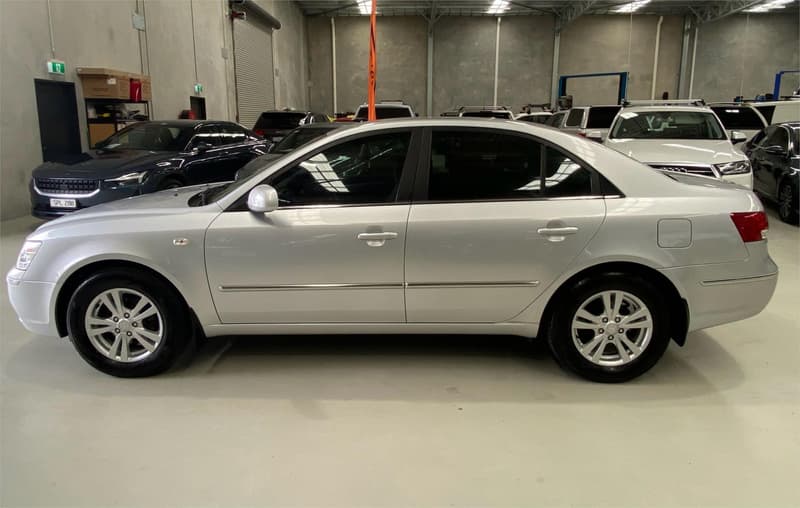 2008 Hyundai Sonata SLX NF photo 4