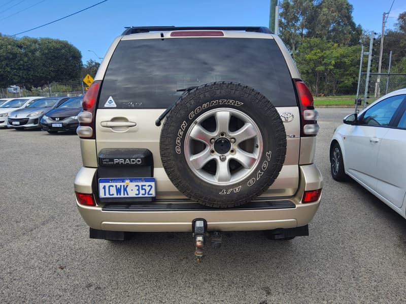 2008 Toyota LANDCRUISER PRADO GXL (4x4) photo 5