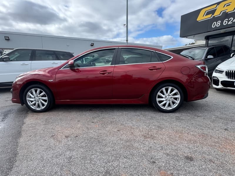 2010 Mazda MAZDA6 CLASSIC photo 2