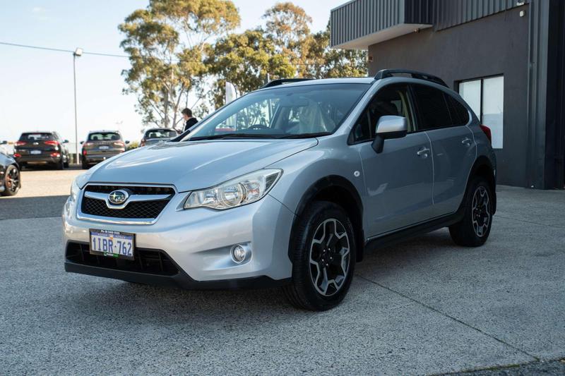 2012 Subaru XV 2.0i-L G4X photo 5