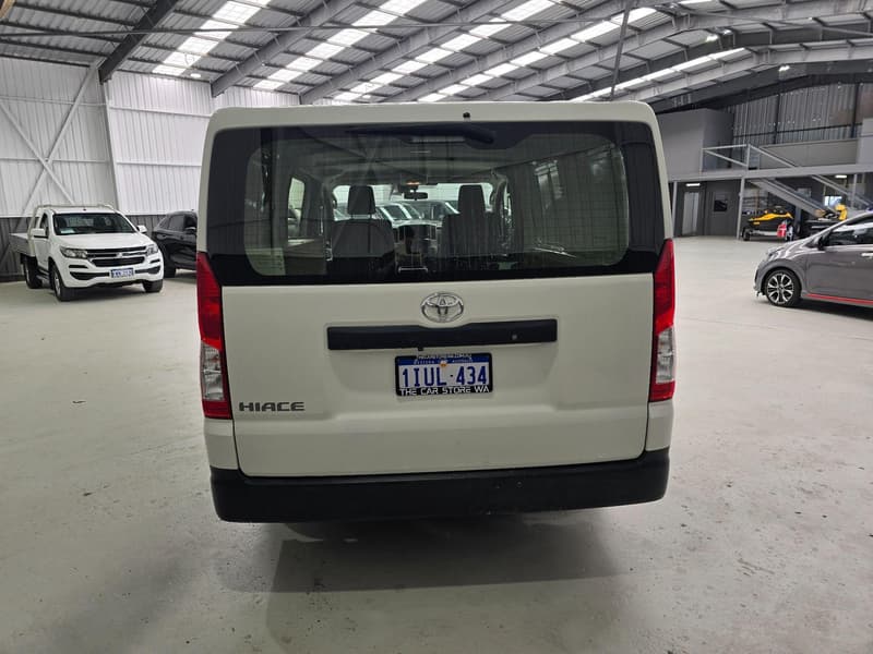 2023 Toyota Hiace GDH300R LWB photo 5