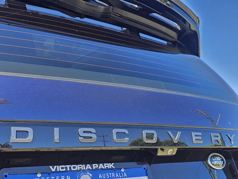 2023 Land Rover Discovery P360 R-Dynamic SE Auto 4x4 MY23.5 photo 3