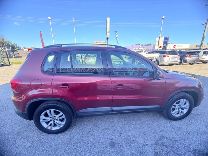 2013 Volkswagen TIGUAN 132 TSI PACIFIC photo 3