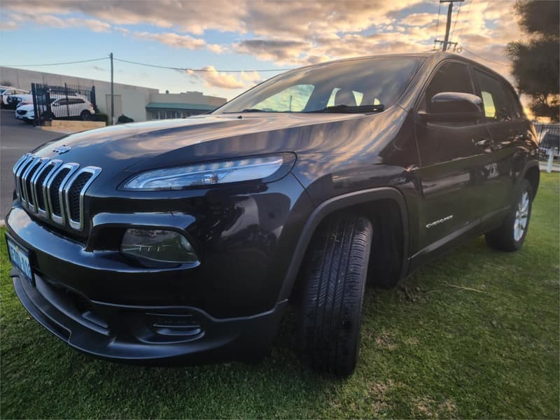 2014 Jeep Cherokee SPORT (4x2) KL photo 3