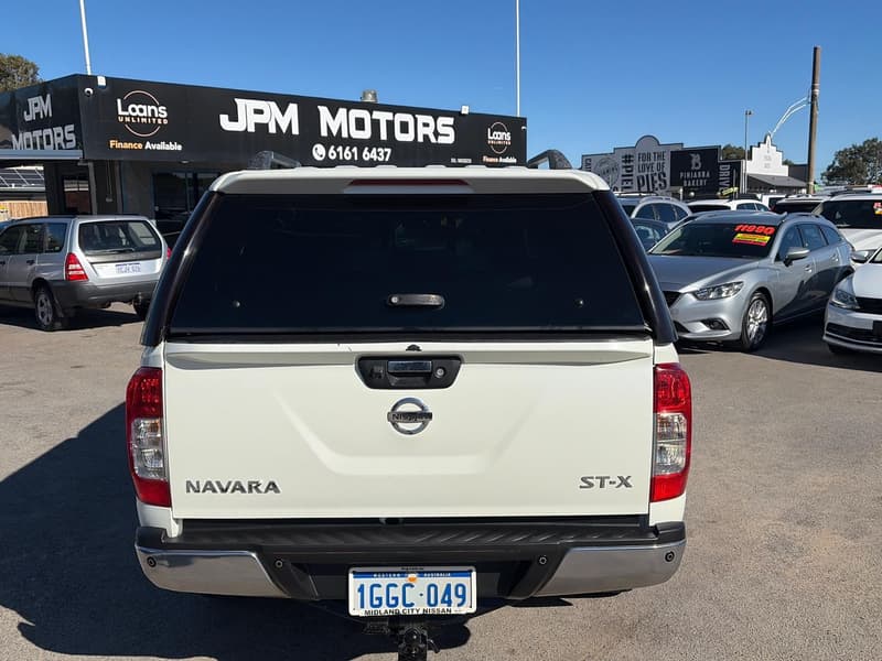 2017 Nissan Navara ST-X D23 Series 2 4X4 photo 5