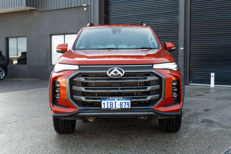 2023 LDV T60 Max LUXE SK8C 4X4 photo 3