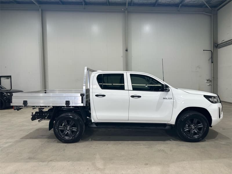 2023 Toyota Hilux Workmate GUN125R 4X4 photo 4