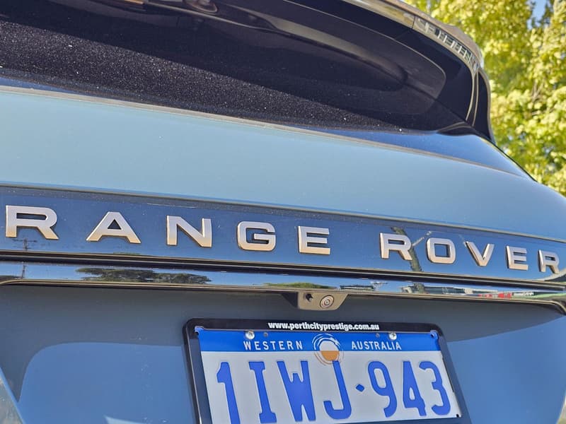 2023 Land Rover Range Rover Evoque P300e Autobiography Auto 4x4 MY24 photo 4
