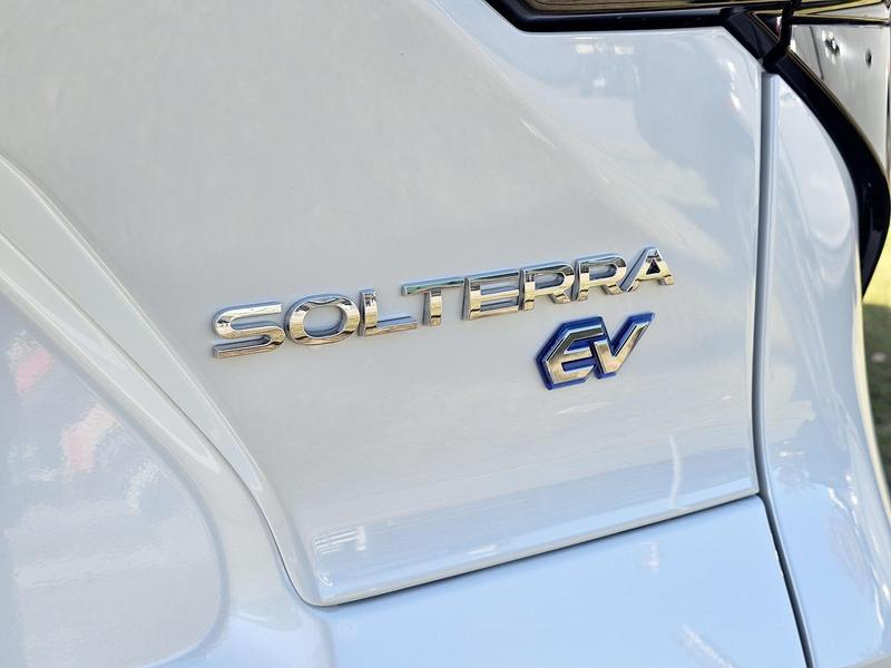 2025 Subaru Solterra AWD Touring E1-1 Auto AWD MY25 photo 3