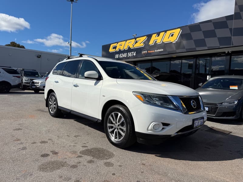 2014 Nissan PATHFINDER ST 7 Seats