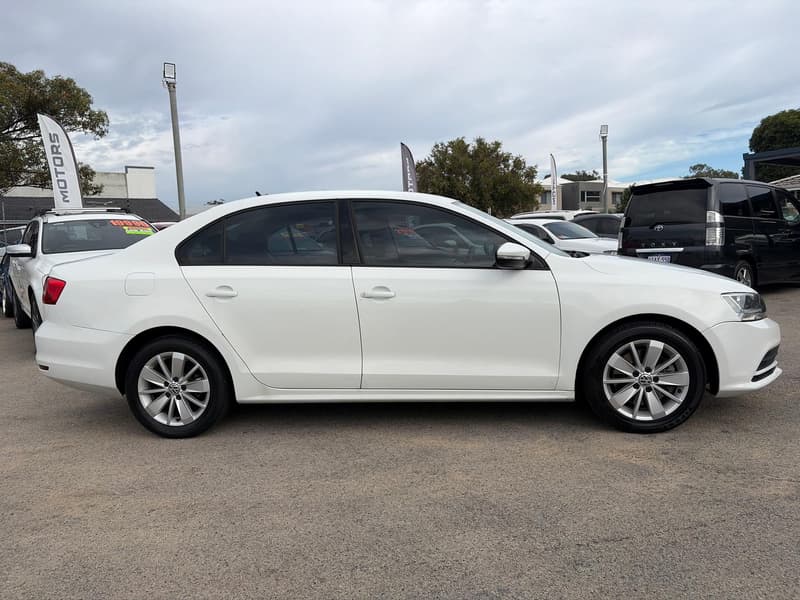 2015 Volkswagen Jetta 118 TSI TRENDLINE 1KM MY16 photo 3